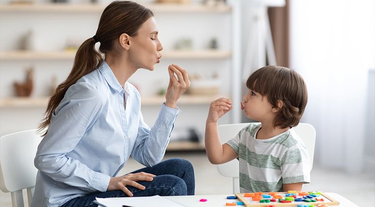 Membimbing anak memilih teman