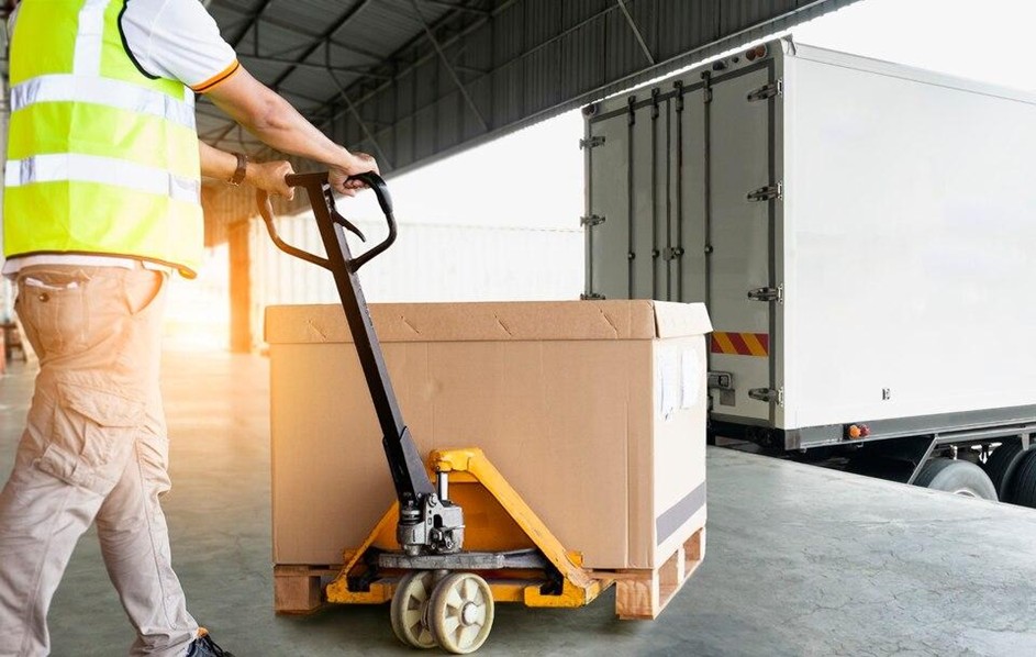 hand pallet dalam logistik